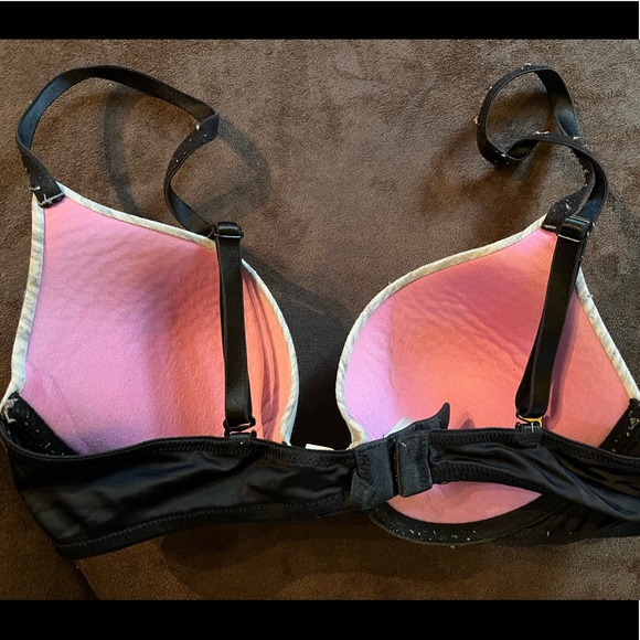 VS Bra Bundle - Picture 13 of 14